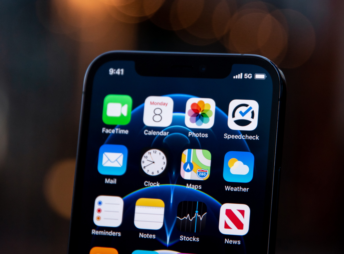 巴林右苹果手机维修分享为什么 iPhone 12 在冬季会自动关机 
